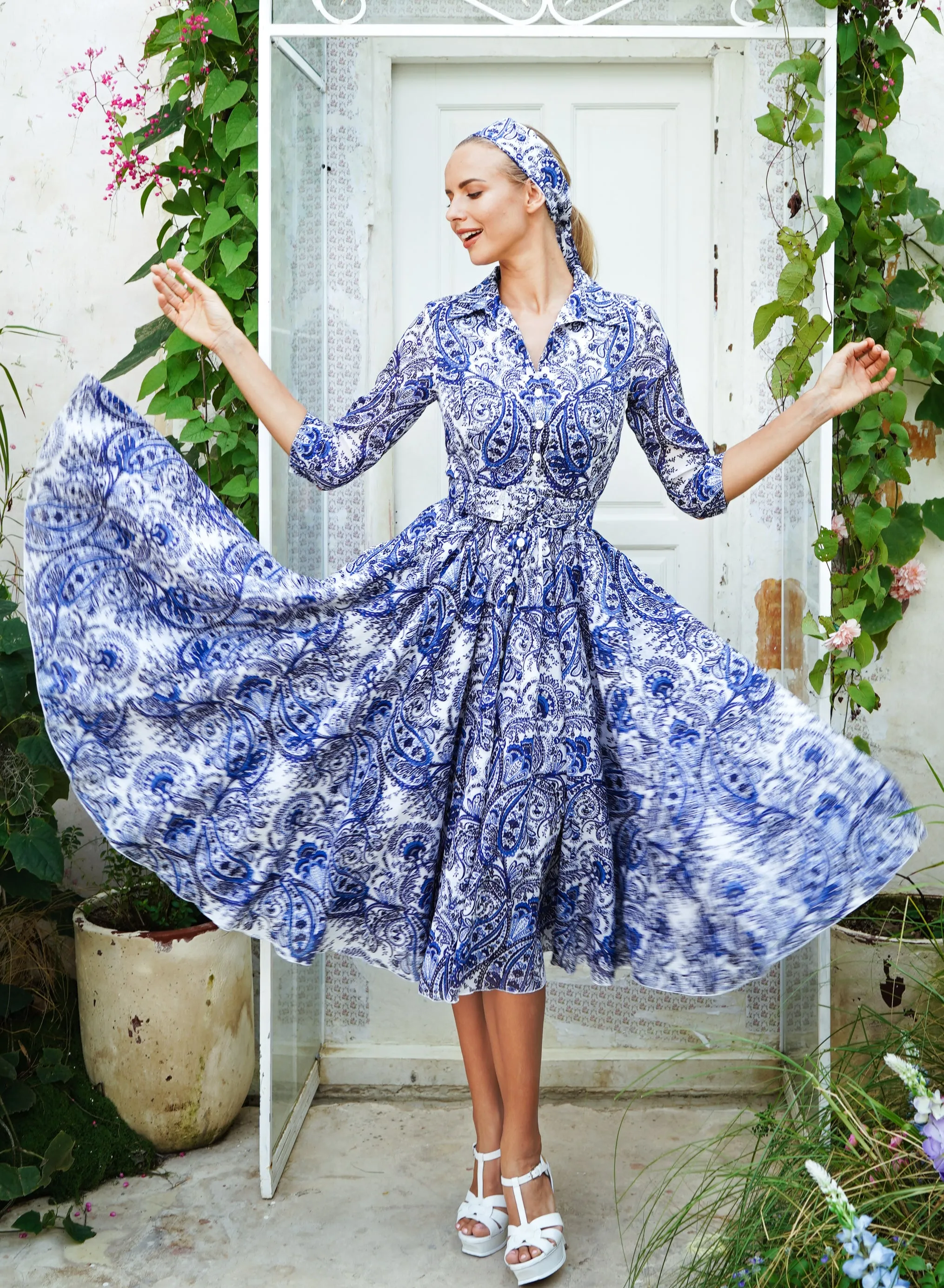 Aster Dress Shirt Collar 3/4 Sleeve Midi Length Cotton Musola (Russian Paisley)
