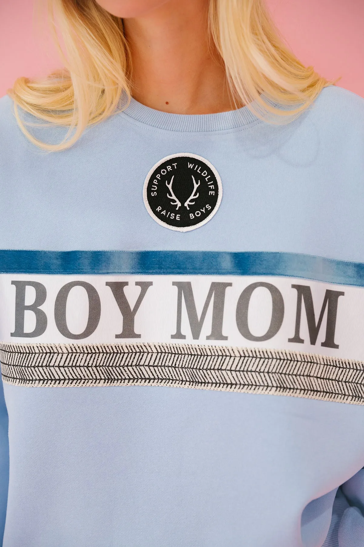 BOY MOM RIBBON BLUE PULLOVER