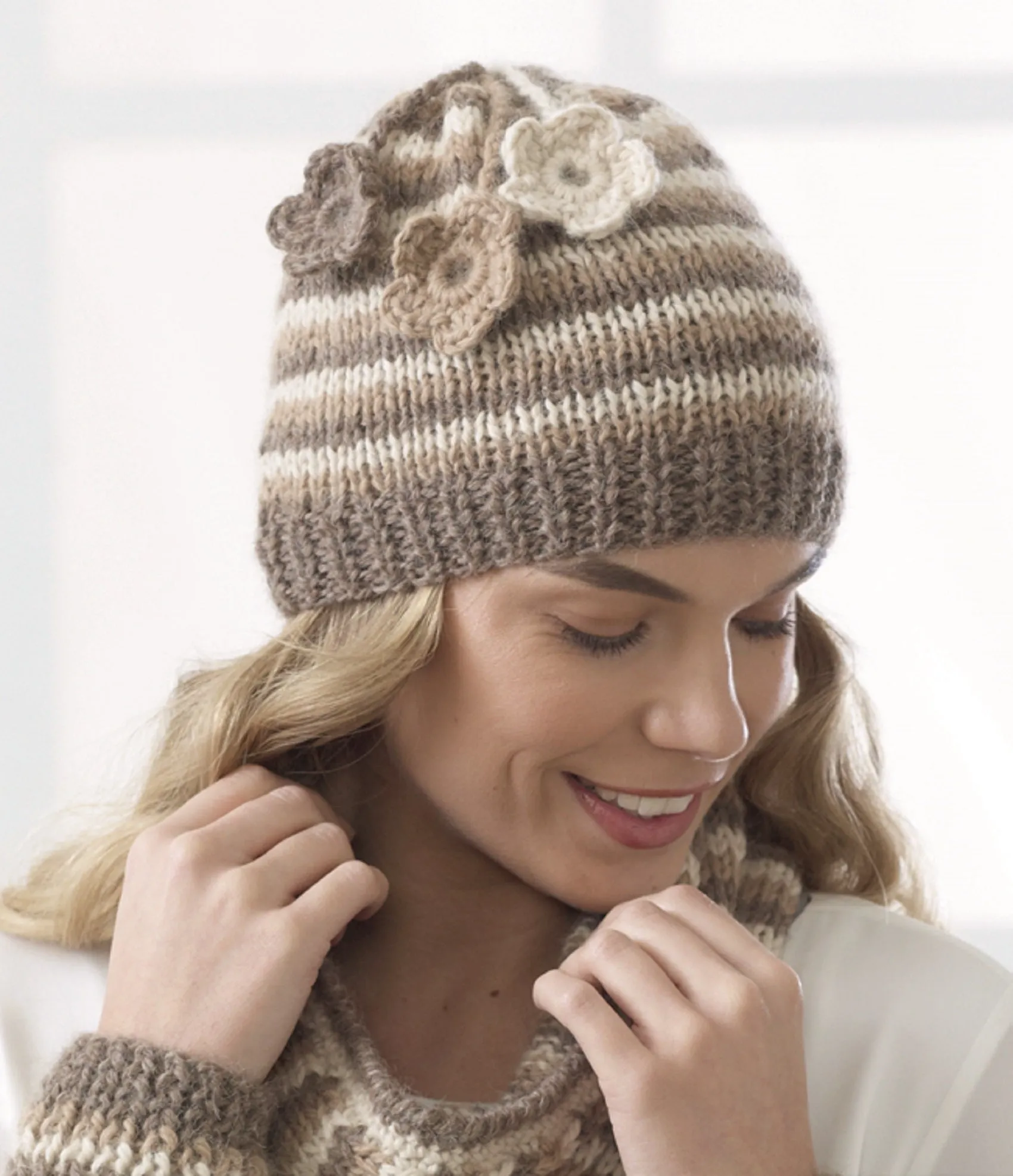 King Cole Alpaca Supersoft Knitting Book 1 (Jenny Watson)