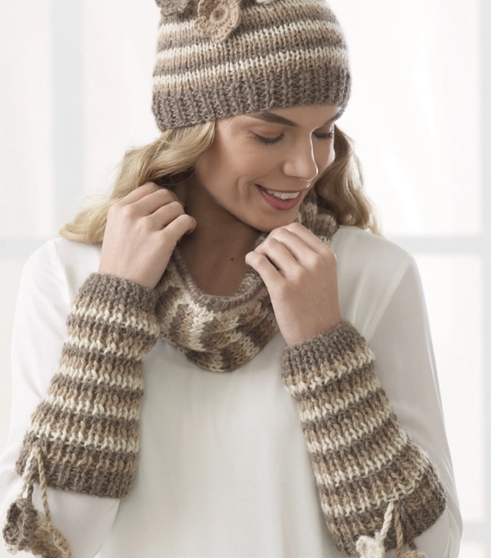 King Cole Alpaca Supersoft Knitting Book 1 (Jenny Watson)