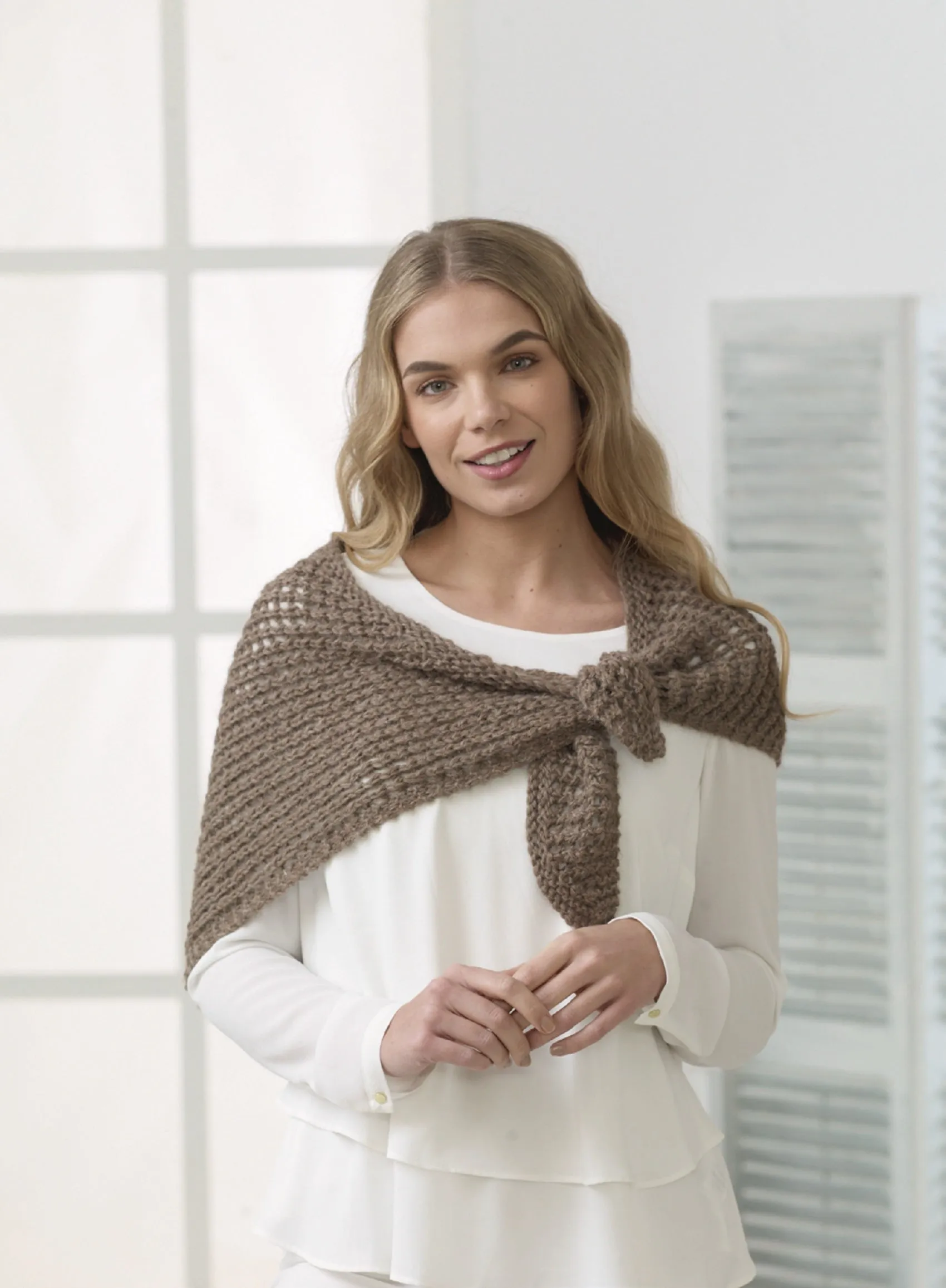 King Cole Alpaca Supersoft Knitting Book 1 (Jenny Watson)