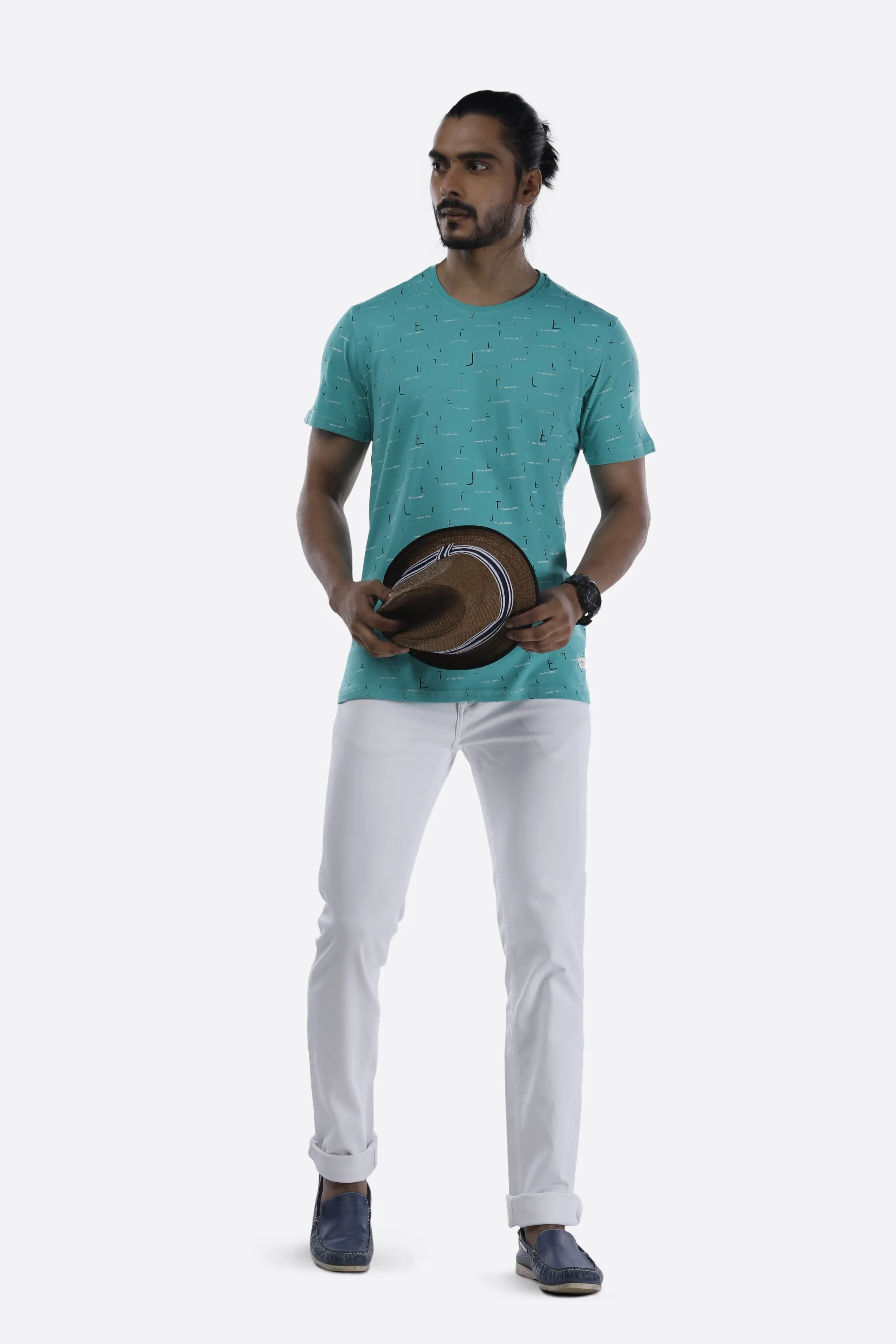 Knitted Expandable Narrow Fit White Causal Men Denim