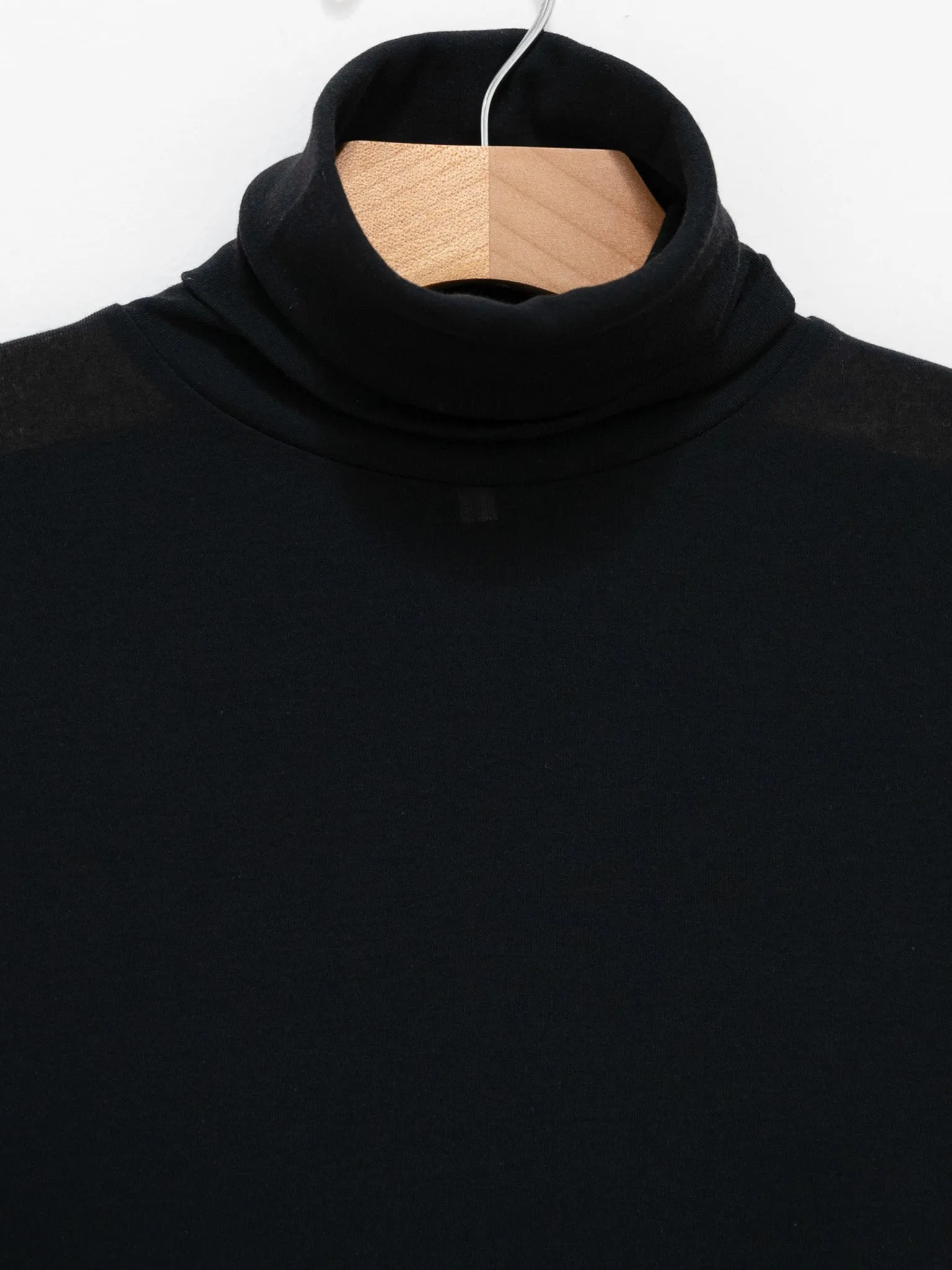 Twisted Fine Cotton Turtleneck - Black