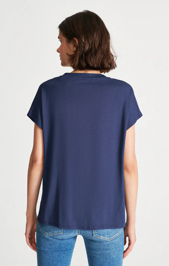 WOMEN'S BASIC V-NECK T-SHIRT IN MOOD INDIGO