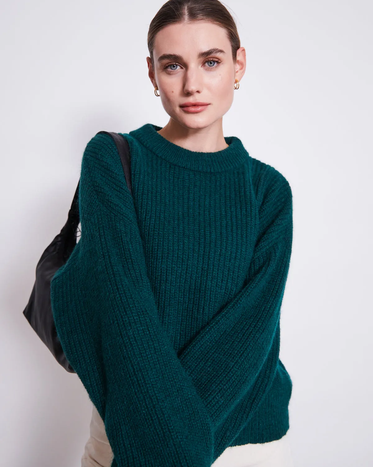 WOOLY JUMPER ANI BOTTLE GREEN